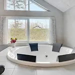 Luxury House With - By Traum Bøtø By