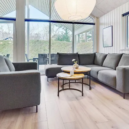 Luxury House With בית נופש *