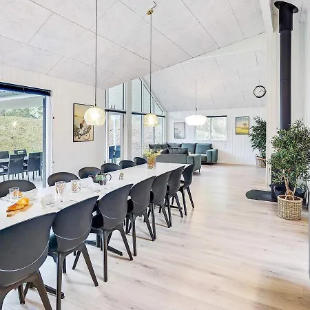 Luxury House With